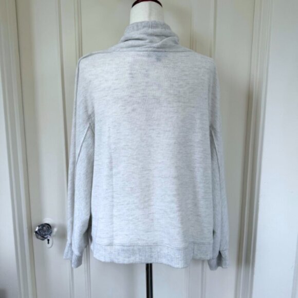 DEMOCRACY Grey Funnel Neck Pullover Knit Top Size XLP - Picture 7 of 13